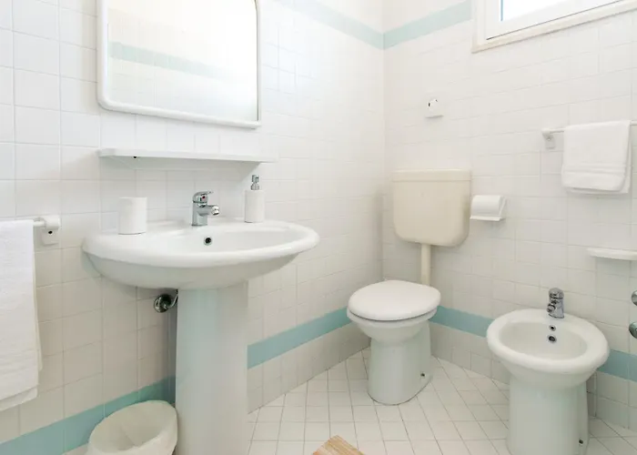 Lucciola 2* 卡托利卡